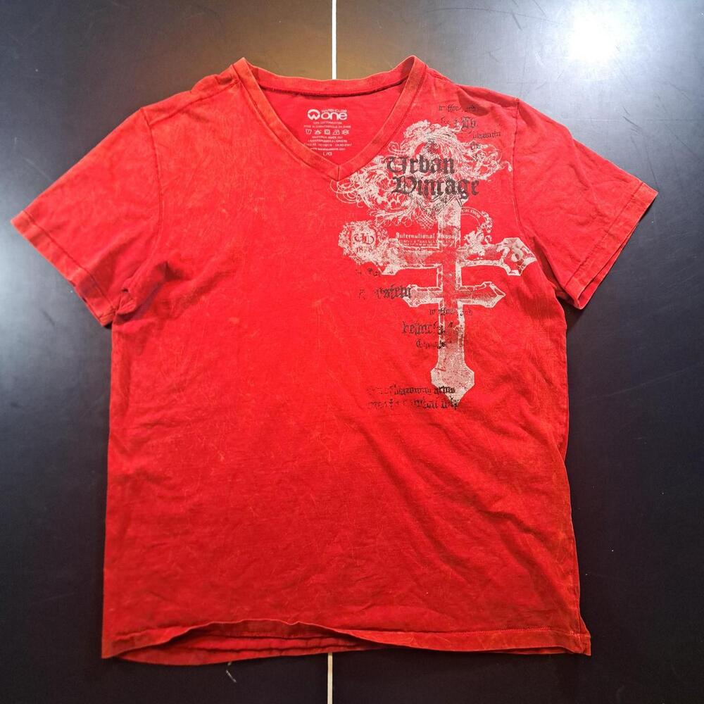 Affliction Men's Red T-shirt